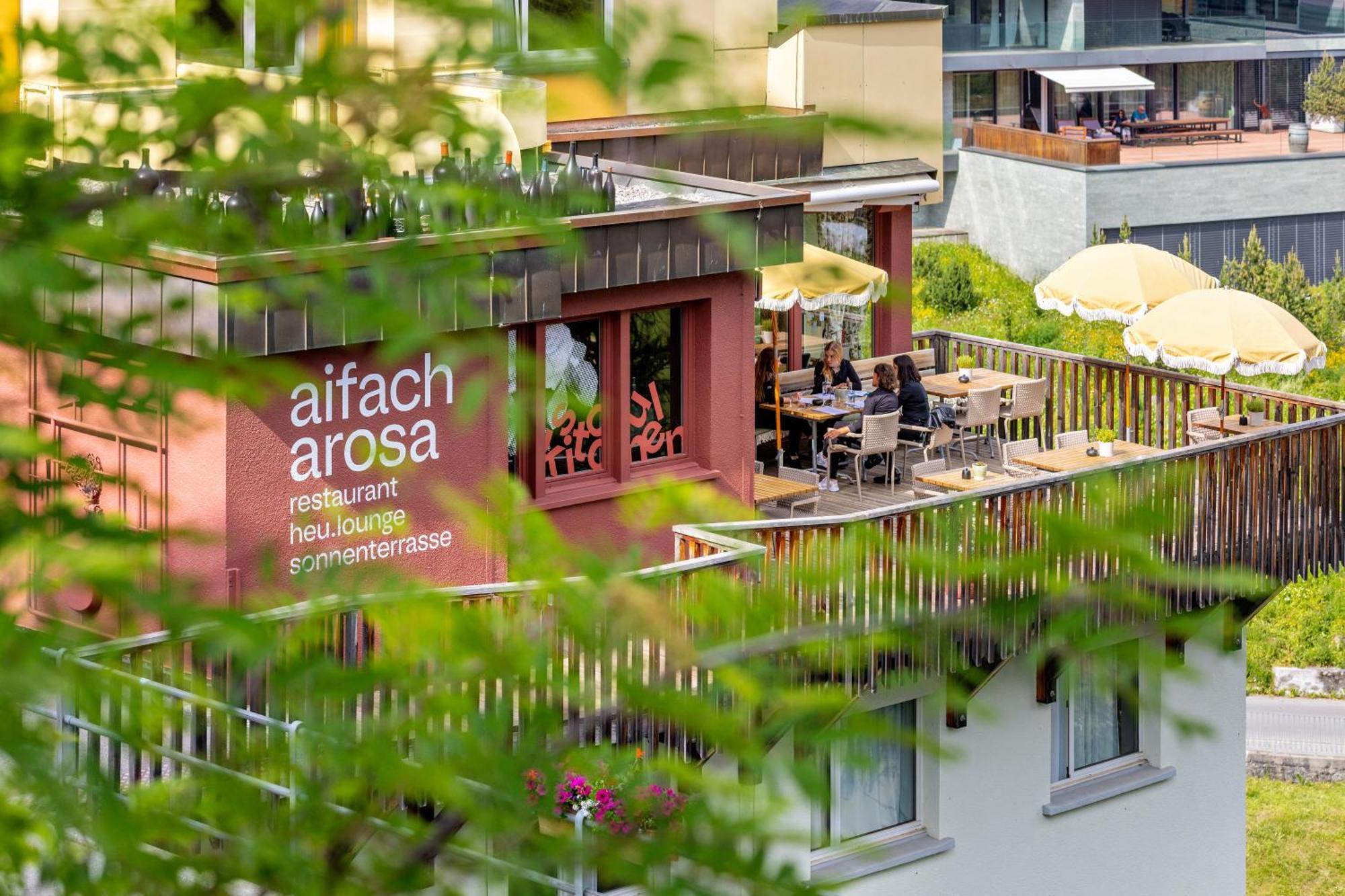 - Self Check-in * Arosa